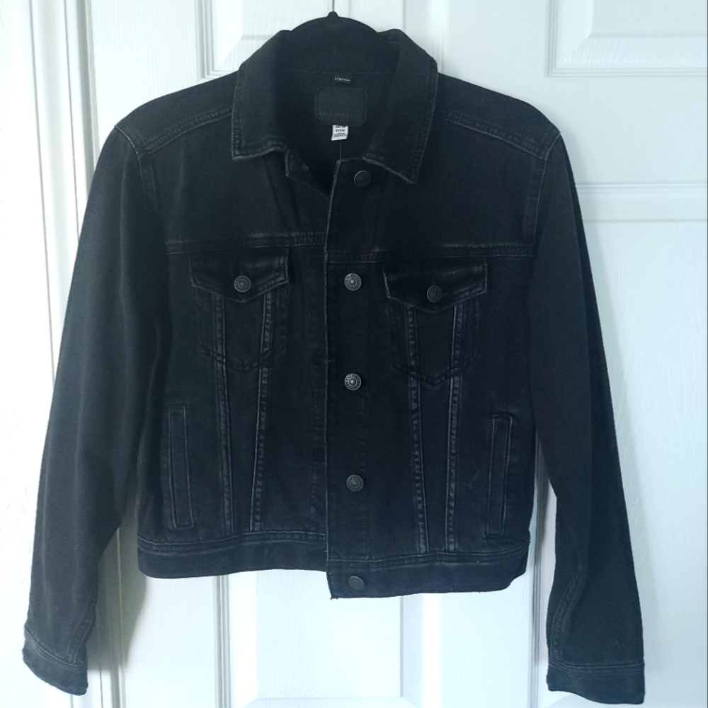 American Eagle Women's Denim Jacket XS Black Wash with Stretch